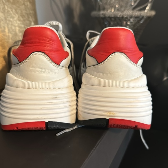 Bottega Veneta Speedster sneakers size 40.5 preowned but in great condition. - Picture 4 of 7